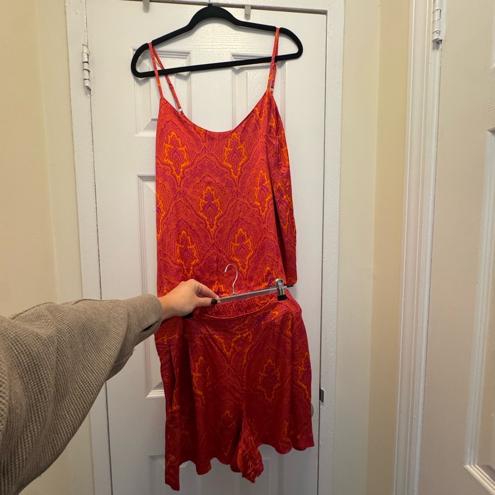 DREW Vibrant Pink and Orange Cami and Shorts Set Size Large